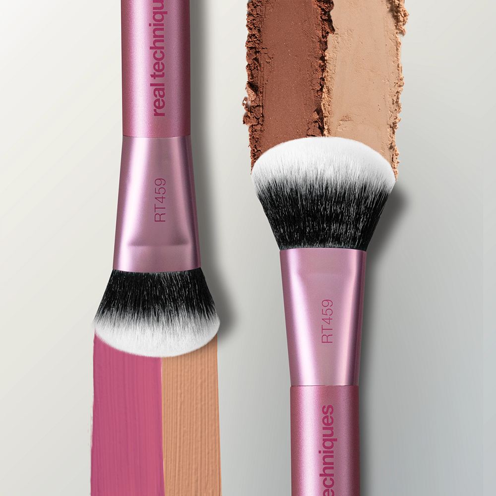 Bild: Real Techniques Pinsel Blush Brush 