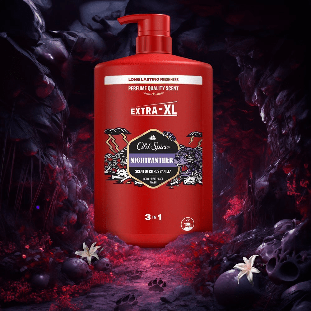 Old Spice Nightpanther Duschgel, dargestellt in einer mystischen Umgebung, betont den Duft von Zitrus und Vanille. [EN] Old Spice Nightpanther EXTRA-XL 3-in-1 body wash, highlighting long-lasting freshness and perfume quality scent. [PT] A fragrÃ¢ncia duradoura de Old Spice Nightpanther 3 em 1 evoca uma aura misteriosa e selvagem, como pegadas de pantera Ã&nbsp; noite.