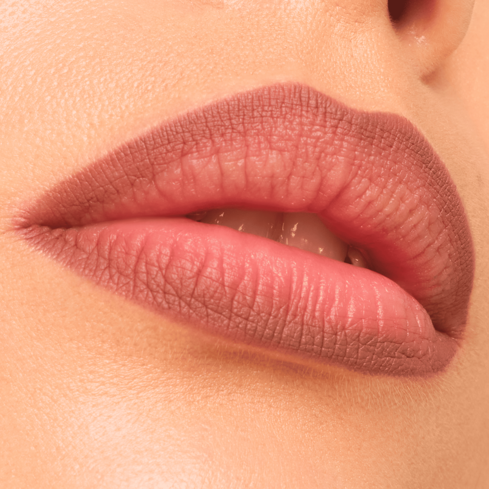 Bild: Catrice Gel Glide Long-Lasting Lip Liner Toffee Talk 090