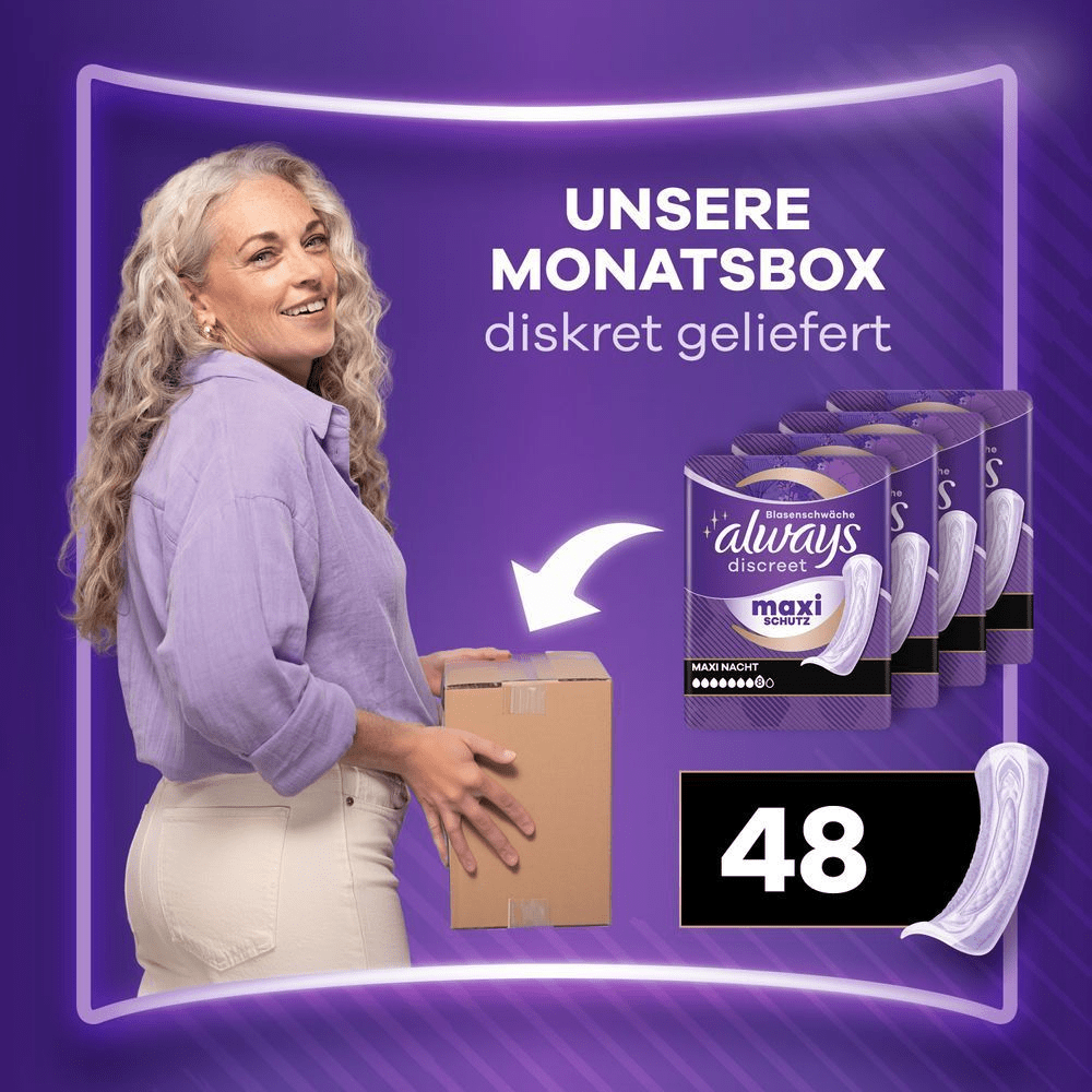 Frau hält ein Discreet Monatspaket in den Händen, welches diskret geliefert wird.