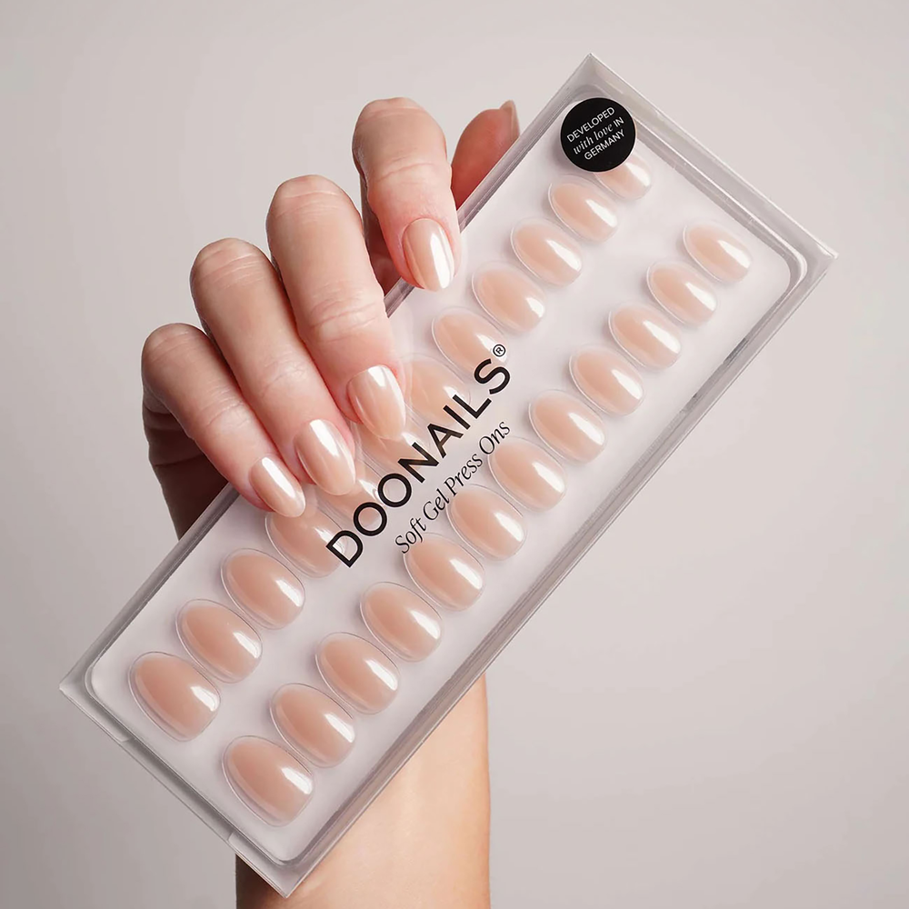 Bild: DOONAILS Soft Press Ons Short Round Prosecco