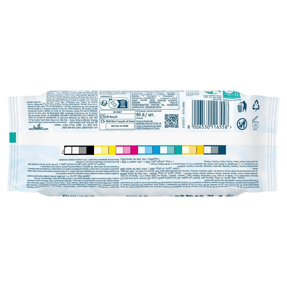 Pampers Feuchttücher, 60 Stück, mit dem Hinweis auf FILM Don’t recycle at home. [RO] Pachetel de șervețele Pampers cu 60 de bucăți, formula cu 99% apă pentru curățare delicată. [SV] Pampers våtservetter förpackning, framhäver 99% vatten och 60 st. [HR] Pampers vlažne maramice, pakiranje sa 60 komada. [CS] Pampers vlhčené ubrousky, balení 60 ks. [HU] Pampers nedves törlőkendő csomagolása, kiemelve a 99% víztartalmat. [SK] Pampers vlhčené obrúsky, 60 kusov. [SL] Pampers vlažilni robčki, 60 kosov, zadnja stran pakiranja. [FI] Pampers-kosteuspyyhkeet, 60 kpl. [NO] Pampers våtservietter, bakside av pakke med 60 stk.