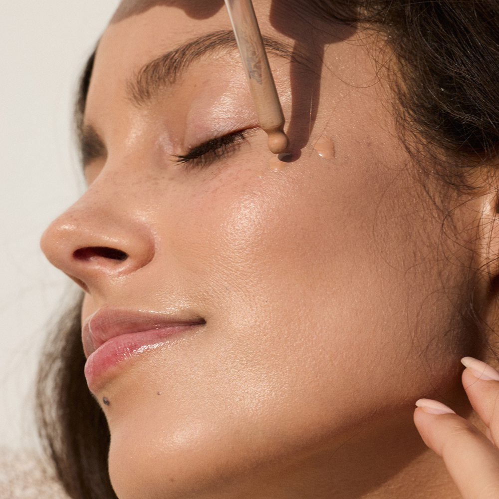 Bild: GOSH Dewy Foundation Drops LSF 15 010