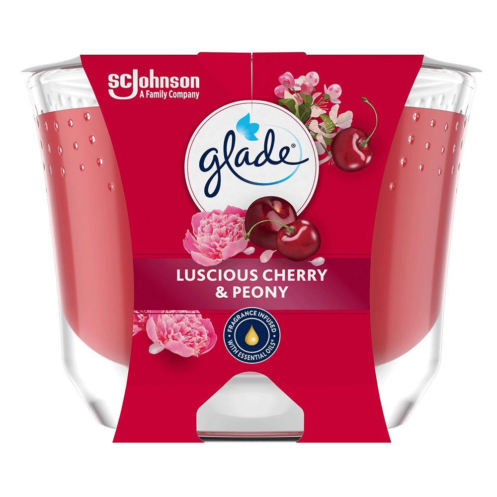 Bild: Glade Premium Duftkerze Luscious Cherry and Peony