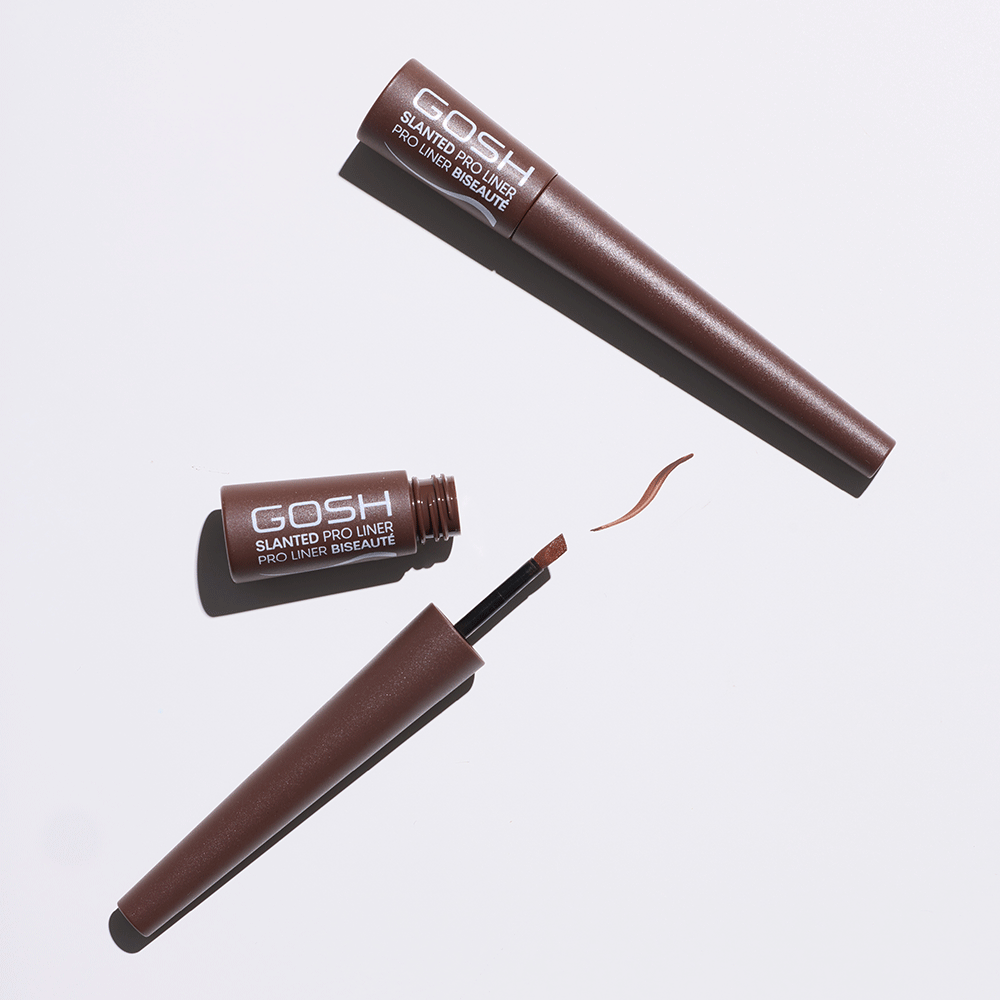 Bild: GOSH Slanted Pro Eyeliner brown