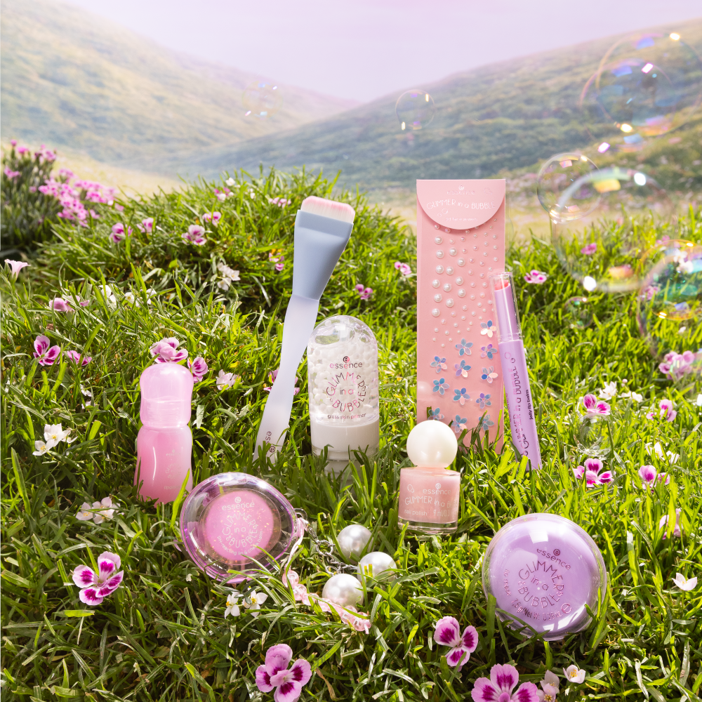 Bild: essence Glimmer In A Bubble 3D Face Jewels 