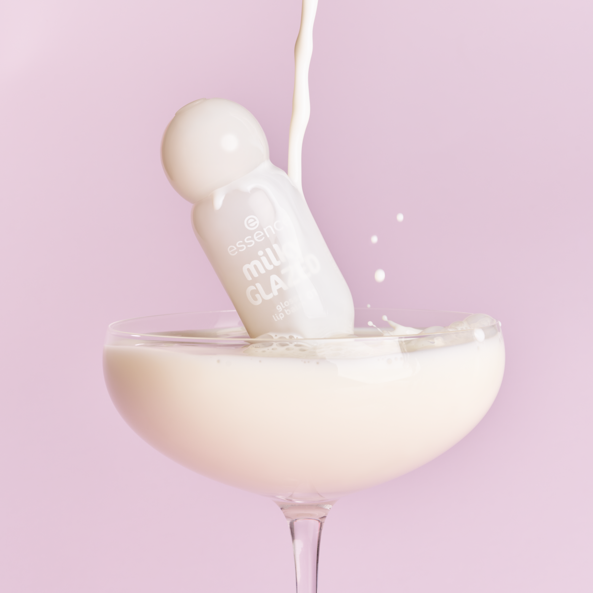 Bild: essence milky GLAZED glossy lip balm Sheeriously Creamy