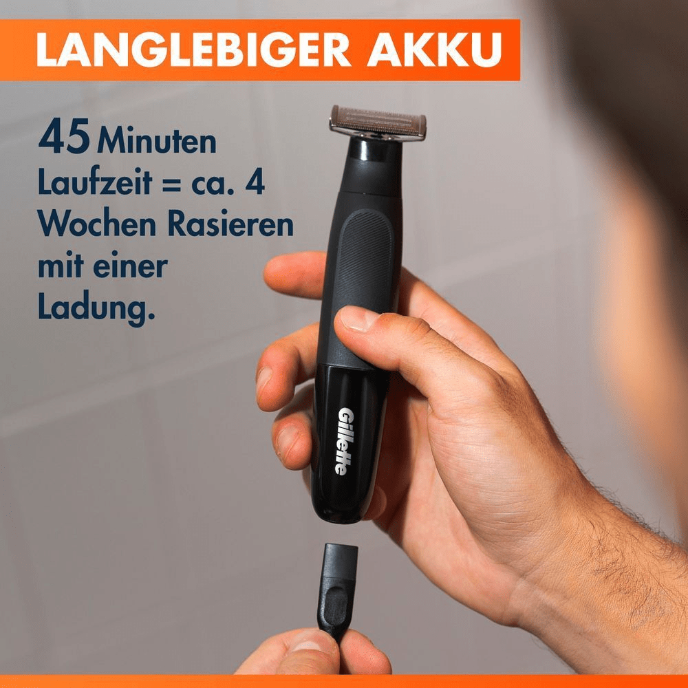 Ein Mann lädt den Fusion One Elektrorasierer auf, der über einen langlebigen Akku mit 45 Minuten Laufzeit verfügt