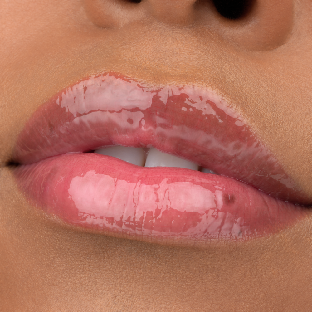 Bild: essence What The Fake! Extreme Plumbing Lip Filler