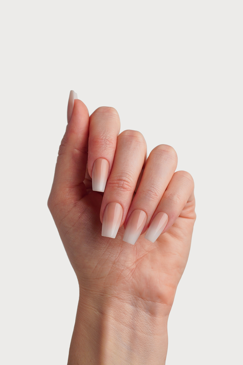 Bild: DOONAILS Soft Gel Press Ons Short Coffin Babyboomer Nude 