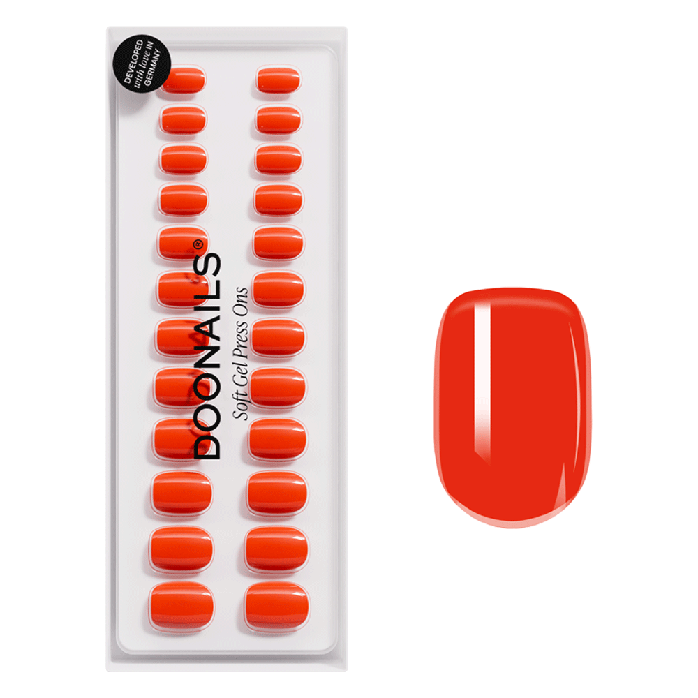 Bild: DOONAILS Soft Gel Press Ons ON Fire 