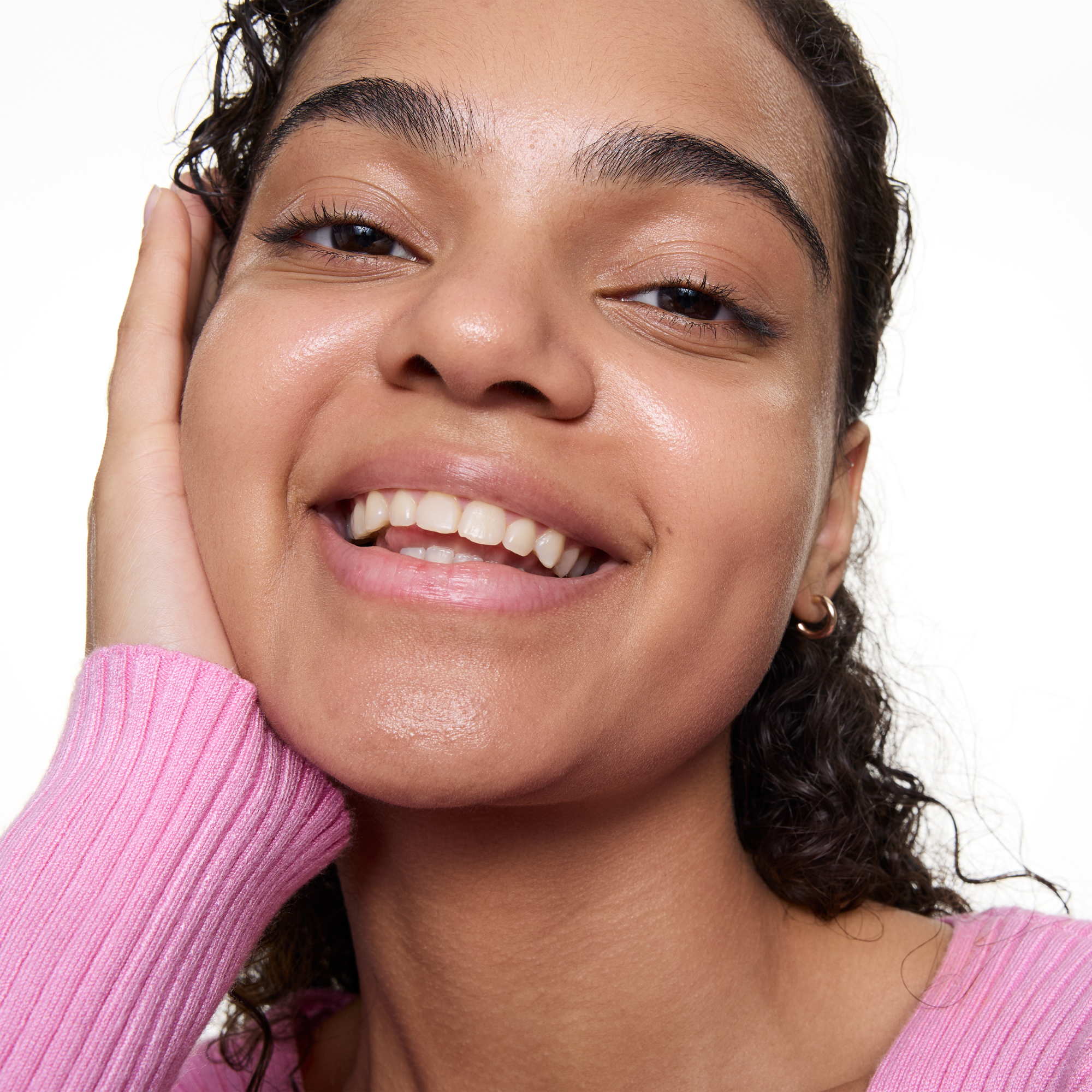 Bild: essence milky GLAZED GLASS SKIN SPRAY