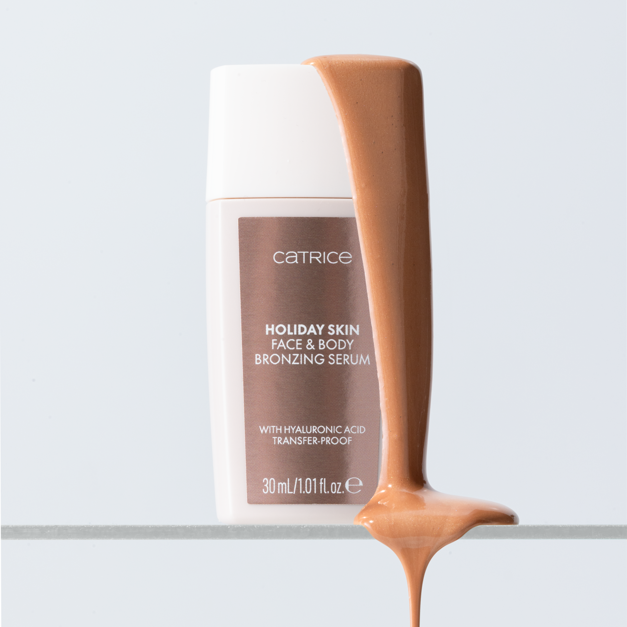 Bild: Catrice Holiday Skin Face & Body Bronzing Serum 