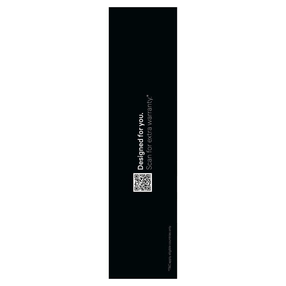 Braun Produktverpackung mit QR-Code zum Scannen für eine zusätzliche Garantie. [EN] Braun product packaging highlighting "Designed for you" and a QR code to scan for an extra warranty. [DA] Braun produktemballage med teksten "Designed for you. Scan for extra warranty" og en QR kode. [SV] Braun produktförpackning som visar texten "Designed for you. Scan for extra warranty" med en QR-kod. [IT] Confezione Braun che invita a scansionare il QR code per estendere la garanzia del prodotto. [FI] Braun-tuotepakkauksen kylki, jossa teksti "Designed for you. Scan for extra warranty." ja QR-koodi lisätakuun lunastamiseksi. [NO] Braun-produktemballasje med teksten "Designet for deg. Scan for ekstra garanti." og en QR-kode. [ES] Braun, empaque con texto "Diseñado para ti. Escanea para garantía extra" y un código QR. [PT] Embalagem do produto Braun com destaque para a mensagem "Designed for you. Scan for extra warranty." e um QR code.;