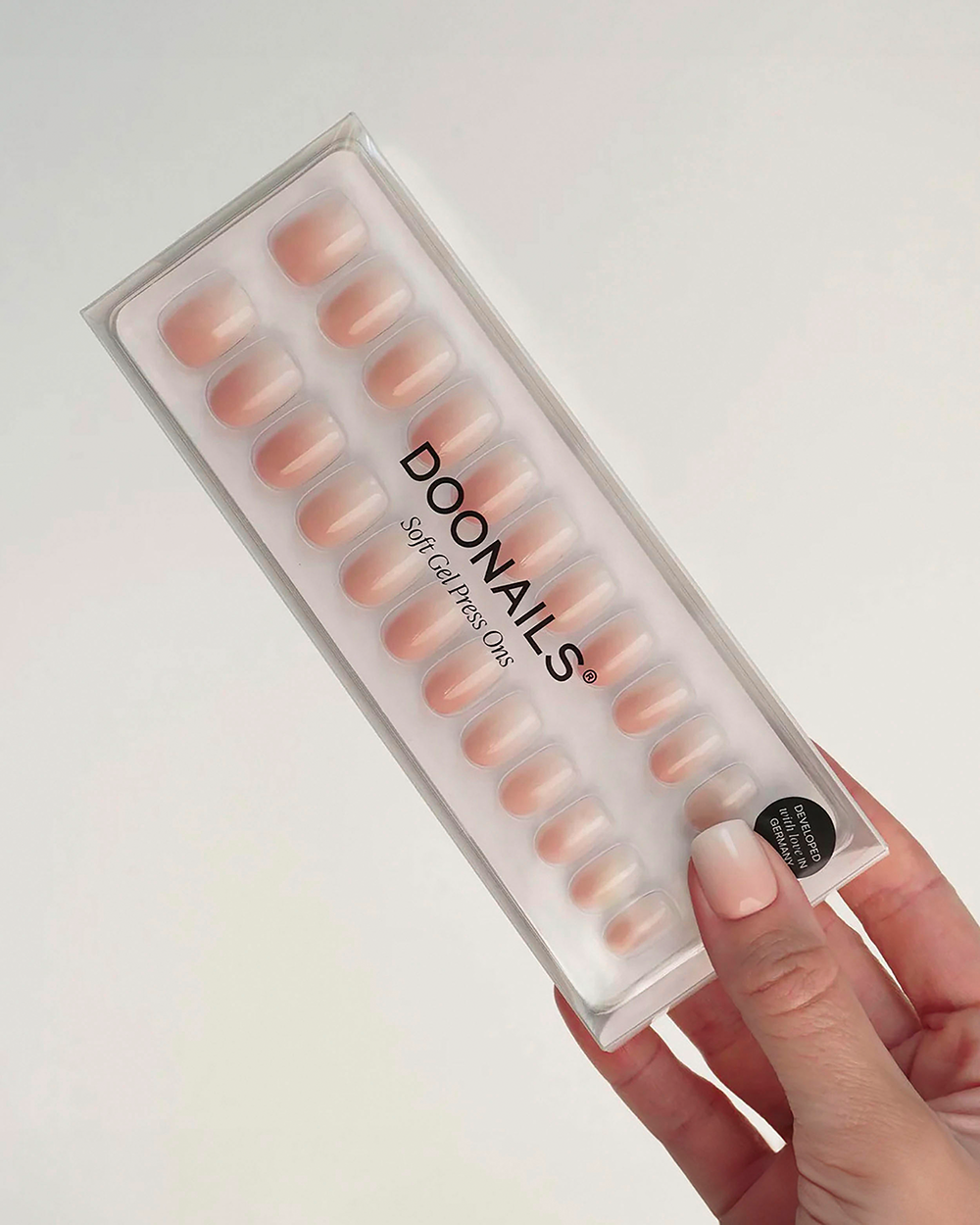 Bild: DOONAILS Soft Gel Press Ons Babyboomer 