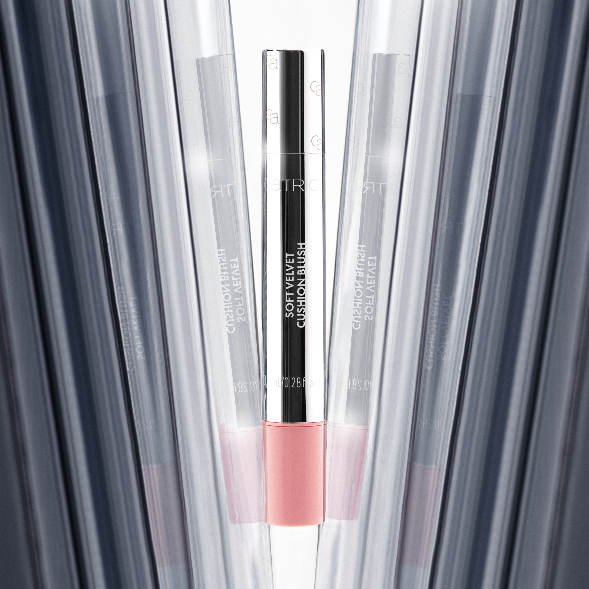 Bild: Catrice BEYOND THE MIRROR Soft Velvet Cushion Blush C01