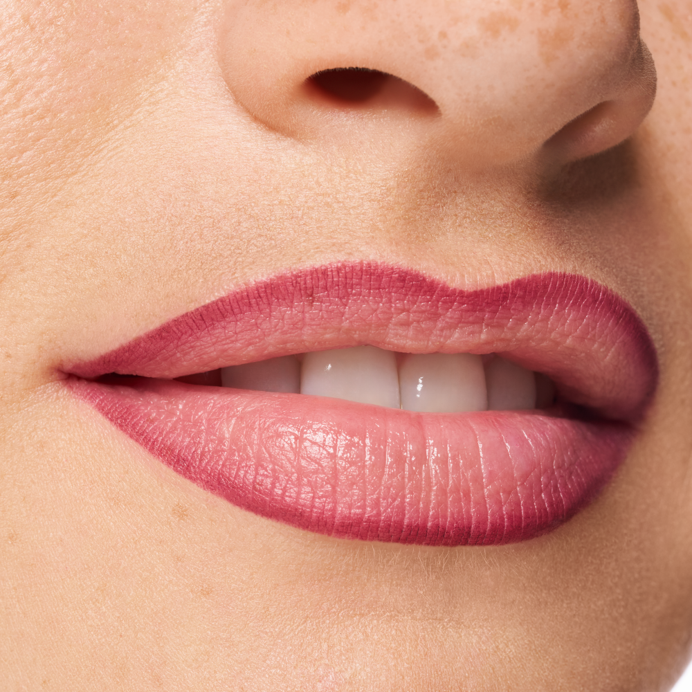 Bild: essence 8h MATTE comfort lipliner 19
