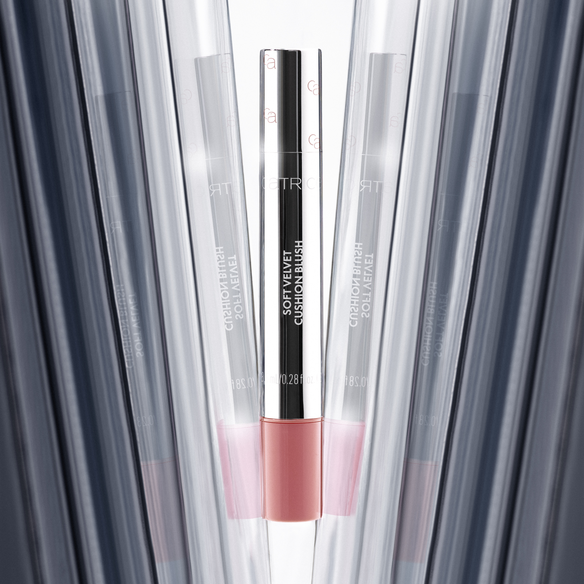 Bild: Catrice BEYOND THE MIRROR Soft Velvet Cushion Blush C02