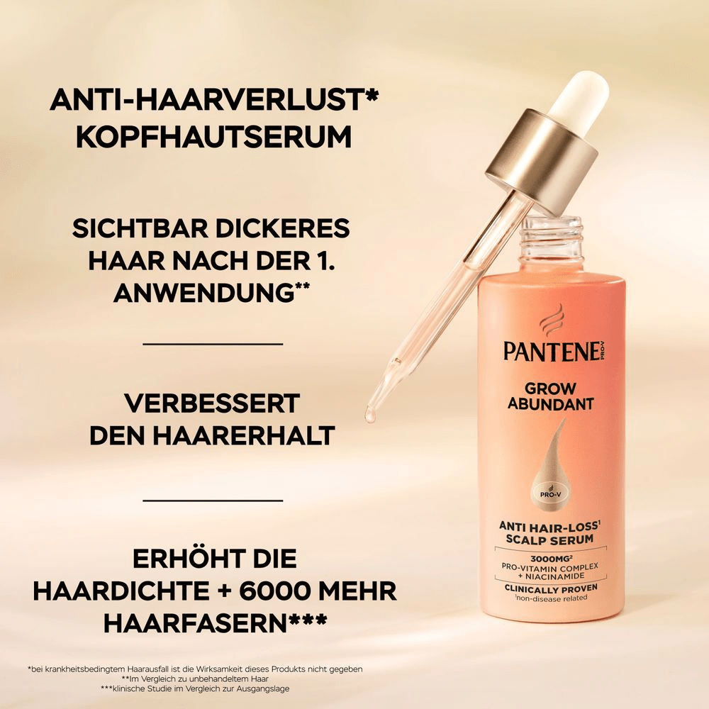 Nahaufnahme von glänzendem, rotem Haar und Teilen eines Ohrs, mit einer Hand, die durch das Haar fährt. Über dem Bild und auf dem Bild selbst ist weißer Text zu sehen, der die erwarteten Ergebnisse der Haarpflege in Wochenintervalle aufteilt: WAS IST ZU ERWARTEN? WOCHE 1: Sichtbar dickeres* und bis zu 10x stärkeres* Haar, nach der ersten Anwendung. WOCHE 4: Bis zu 90% weniger Haarverlust*. WOCHE 8: Dichteres** Haar durch +6000 mehr Haarfasern.
