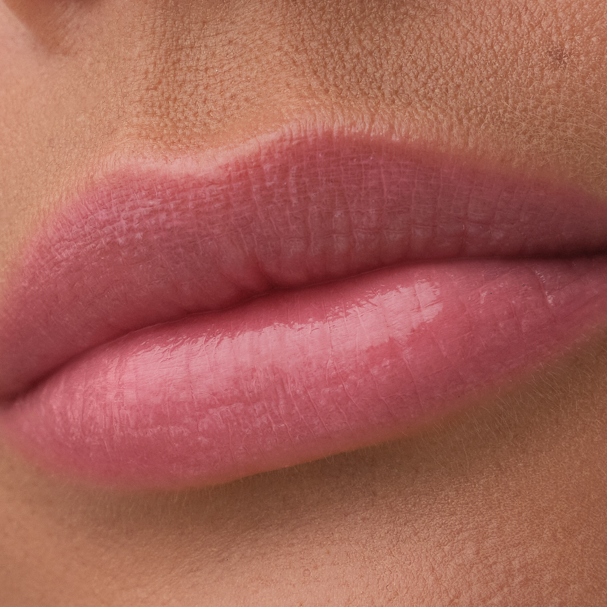 Bild: Catrice CATRICE BARE LIP OIL BALM 010 010