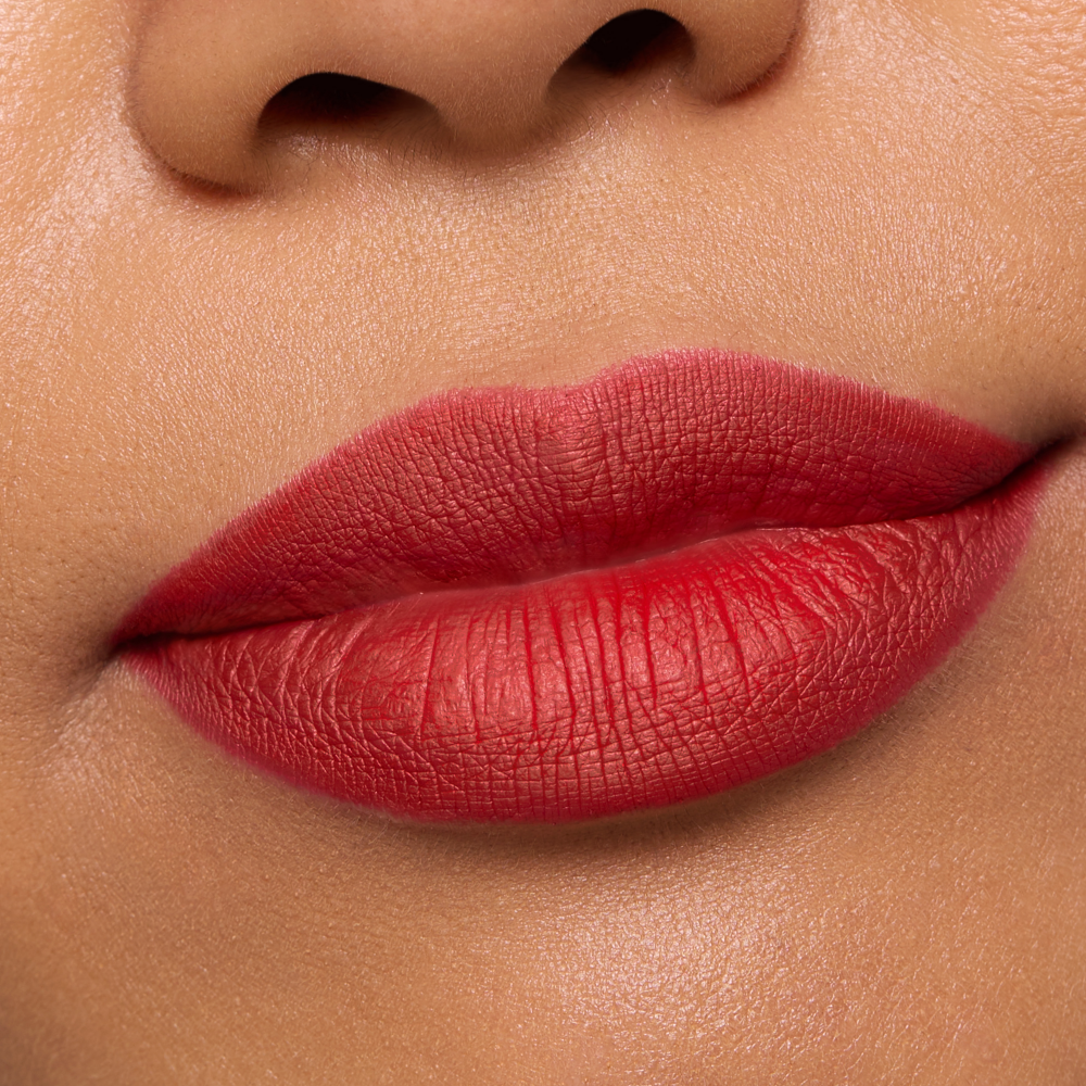 Bild: essence 8h MATTE comfort lipliner 18