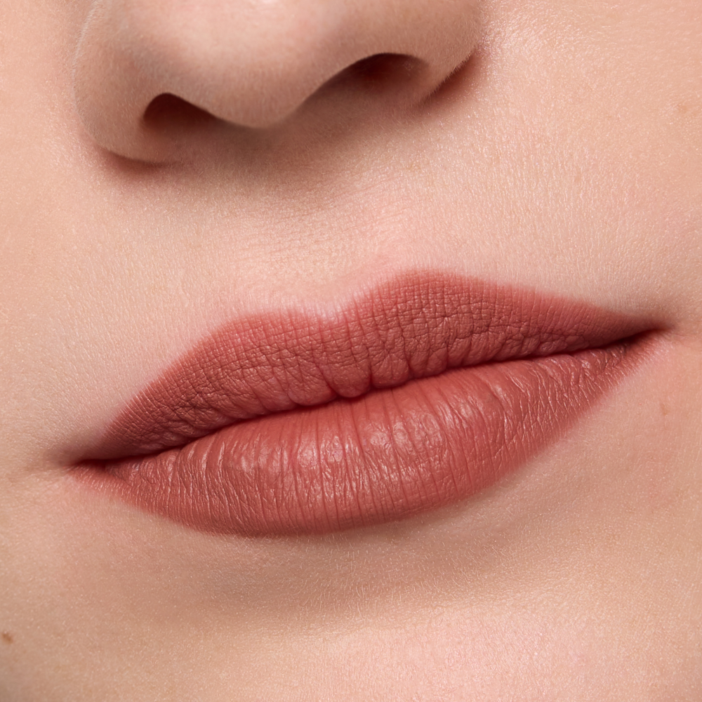 Bild: essence 8h MATTE comfort lipliner 10