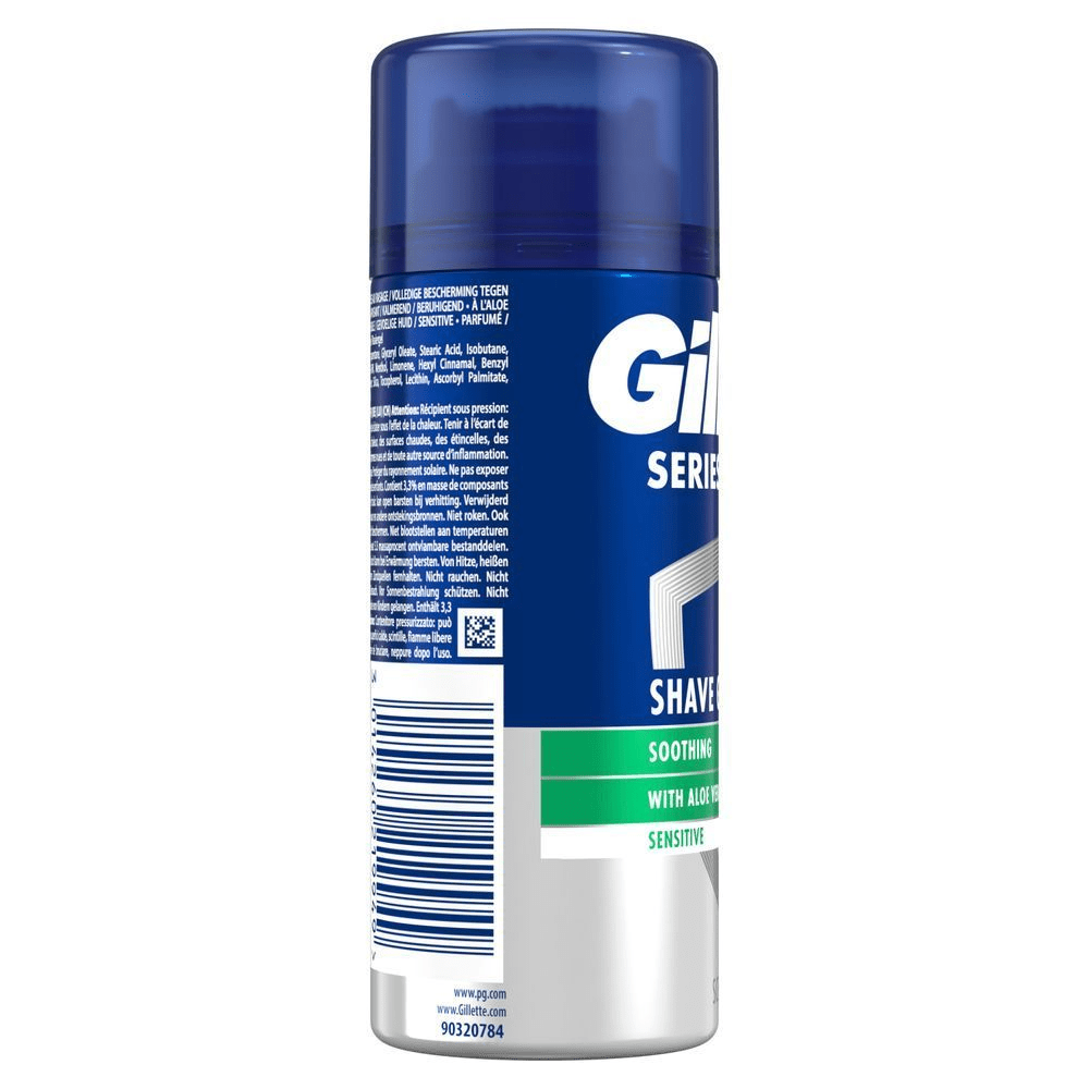 Gillette Series Sensitive Rasierschaum, hervorgehoben ist die beruhigende Formel mit Aloe Vera für empfindliche Haut. [IT] Gillette Series schiuma da barba per pelli sensibili con aloe vera, per una rasatura lenitiva e protettiva.;