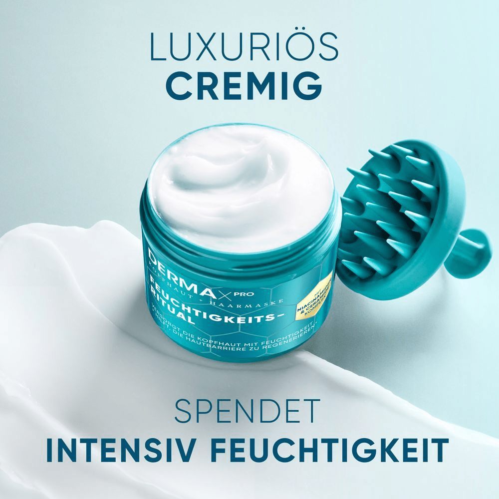 Geöffnete türkisfarbene Feuchtigkeitscreme "MOISTURE RITUAL" mit cremiger Textur und Massagewerkzeug